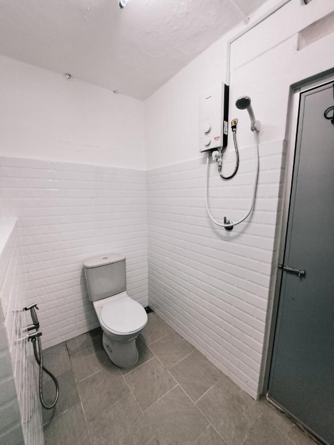 111 Hutton Lane Hostel George Town Eksteriør bilde