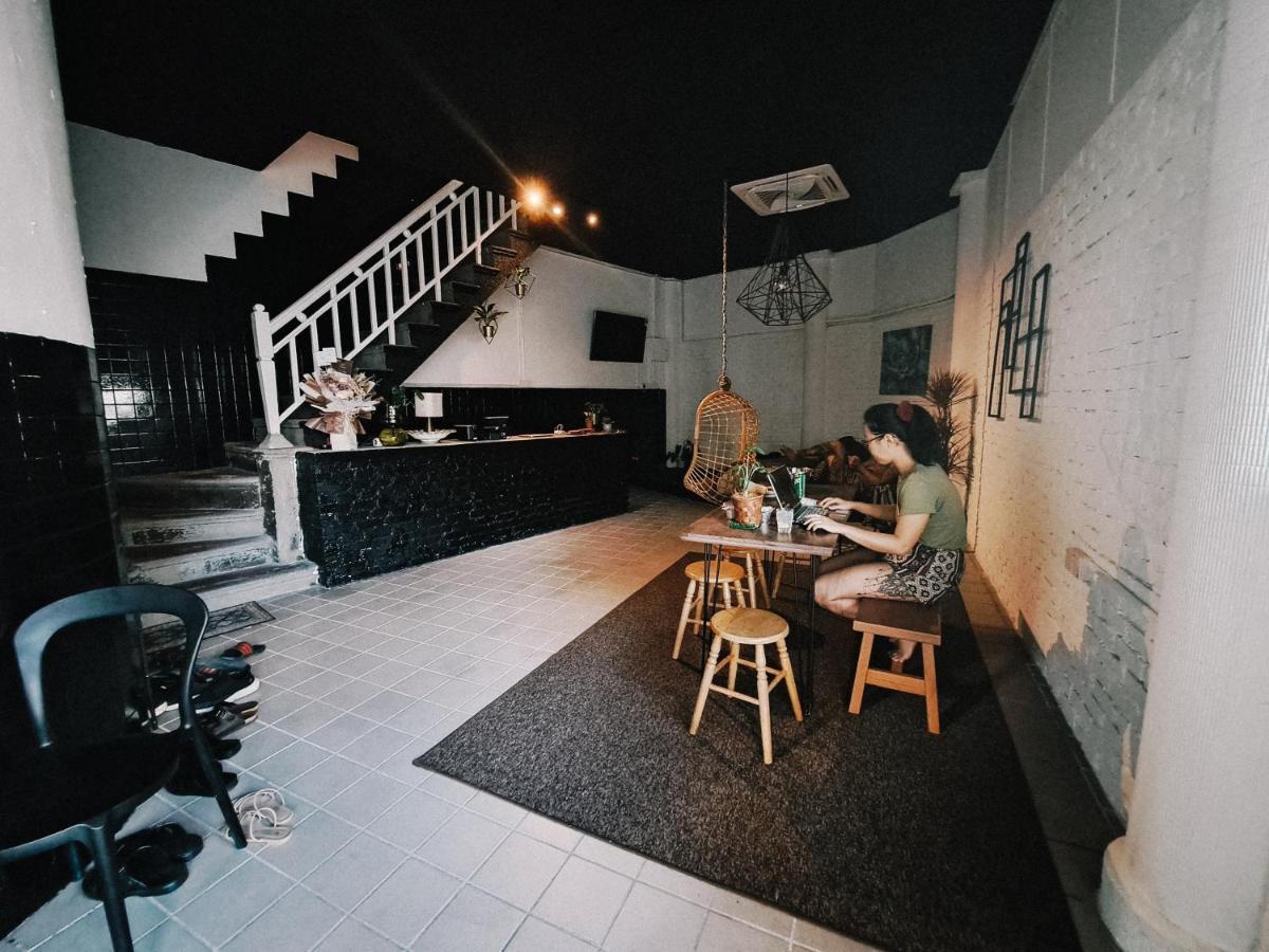 111 Hutton Lane Hostel George Town Eksteriør bilde